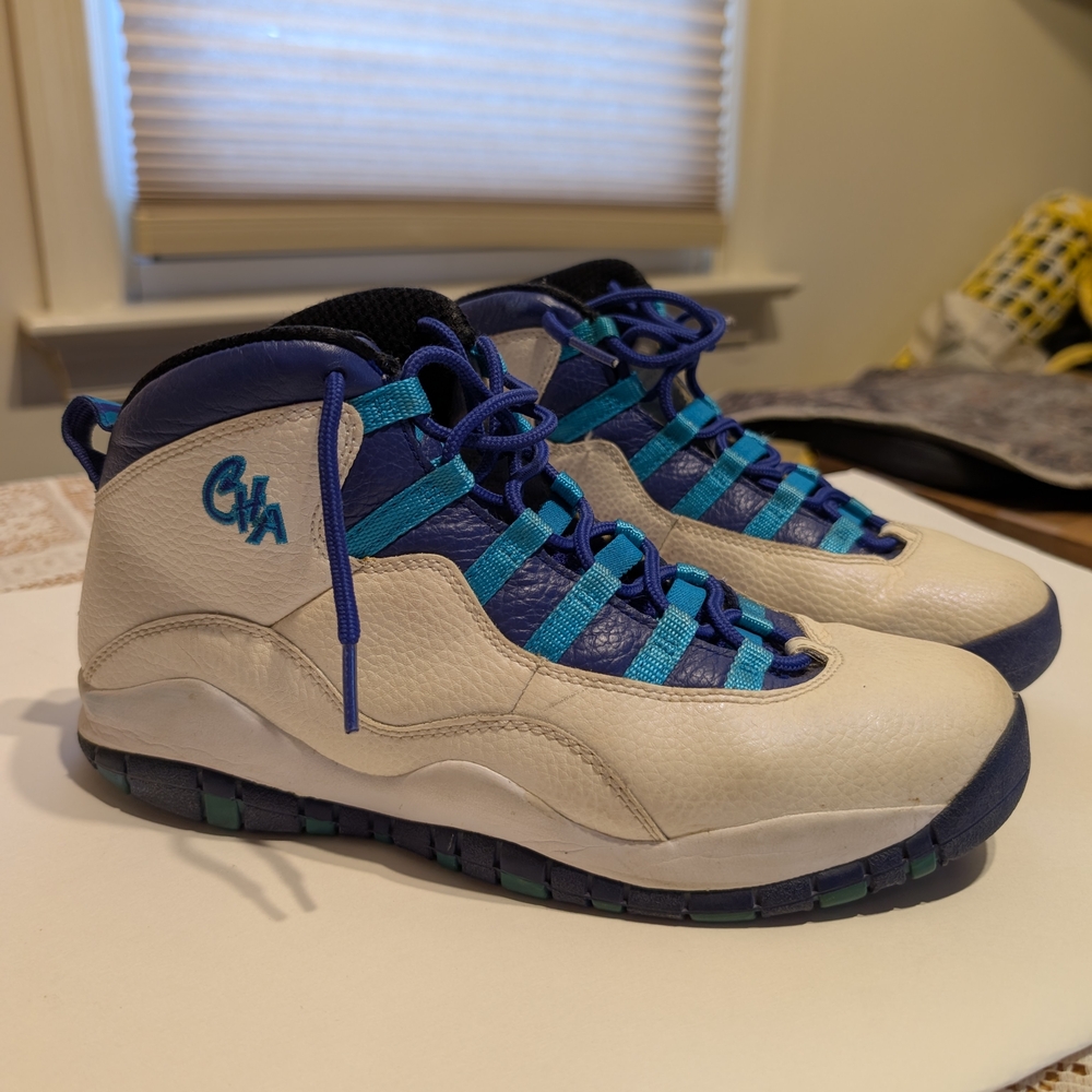 Jordan Kids Sneakers in Blue and White